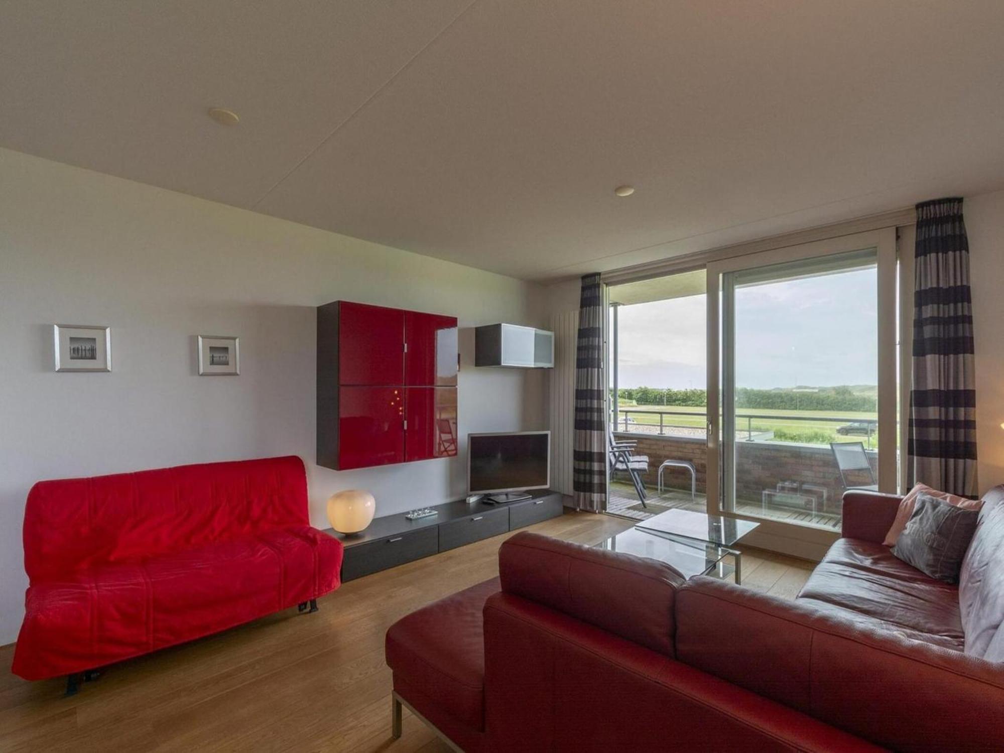 Alluring Coastal Apartment Каллантсог Екстер'єр фото