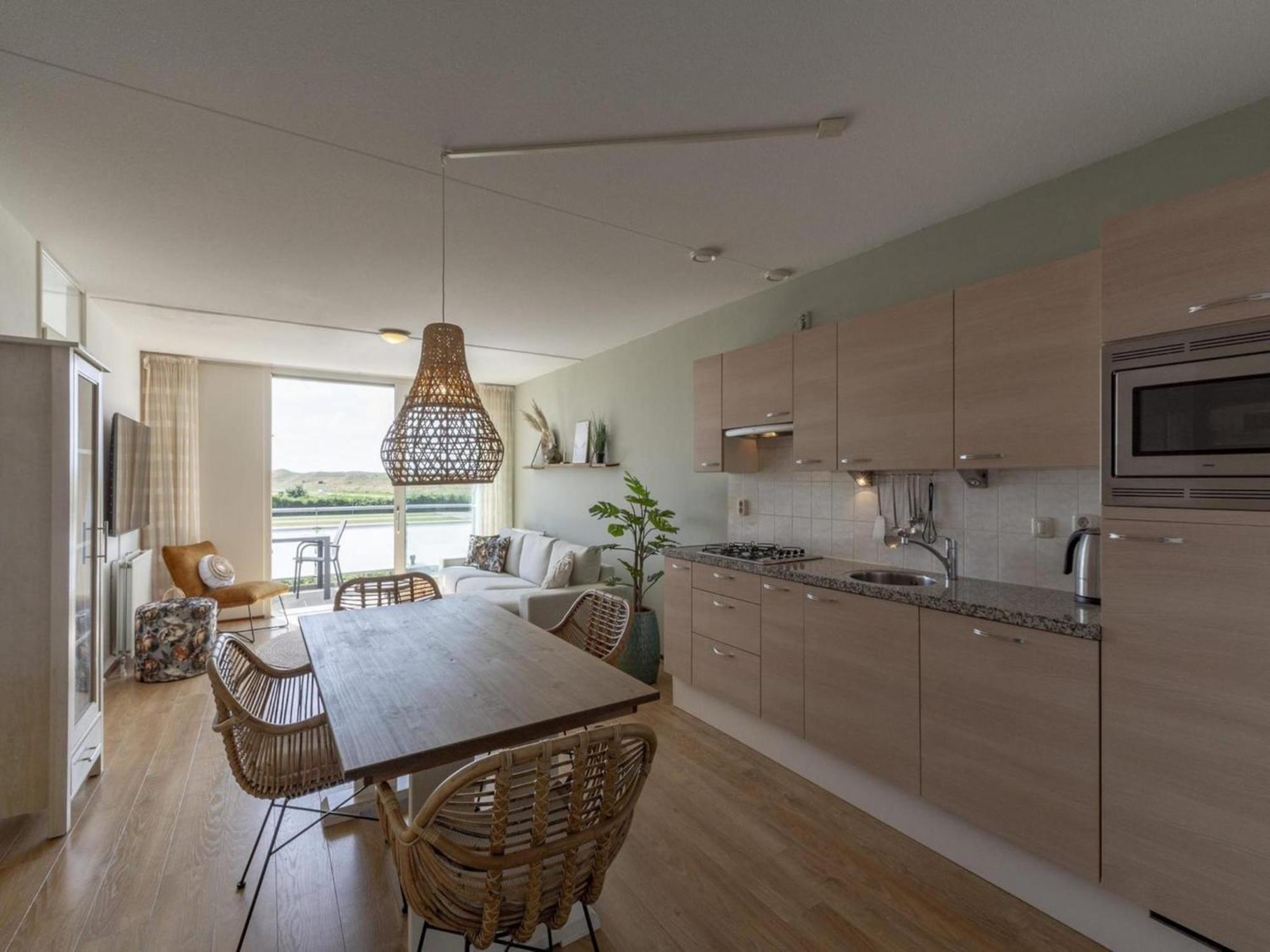 Alluring Coastal Apartment Каллантсог Екстер'єр фото