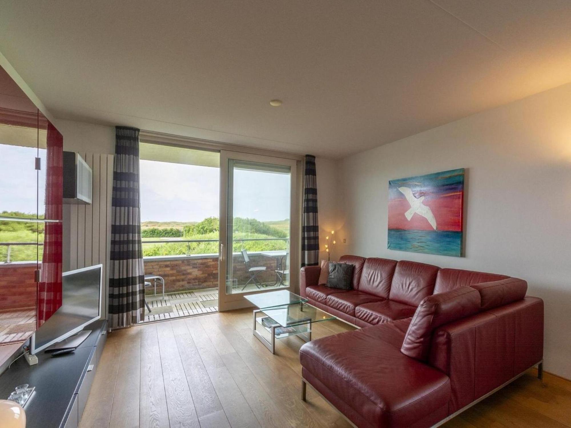 Alluring Coastal Apartment Каллантсог Екстер'єр фото