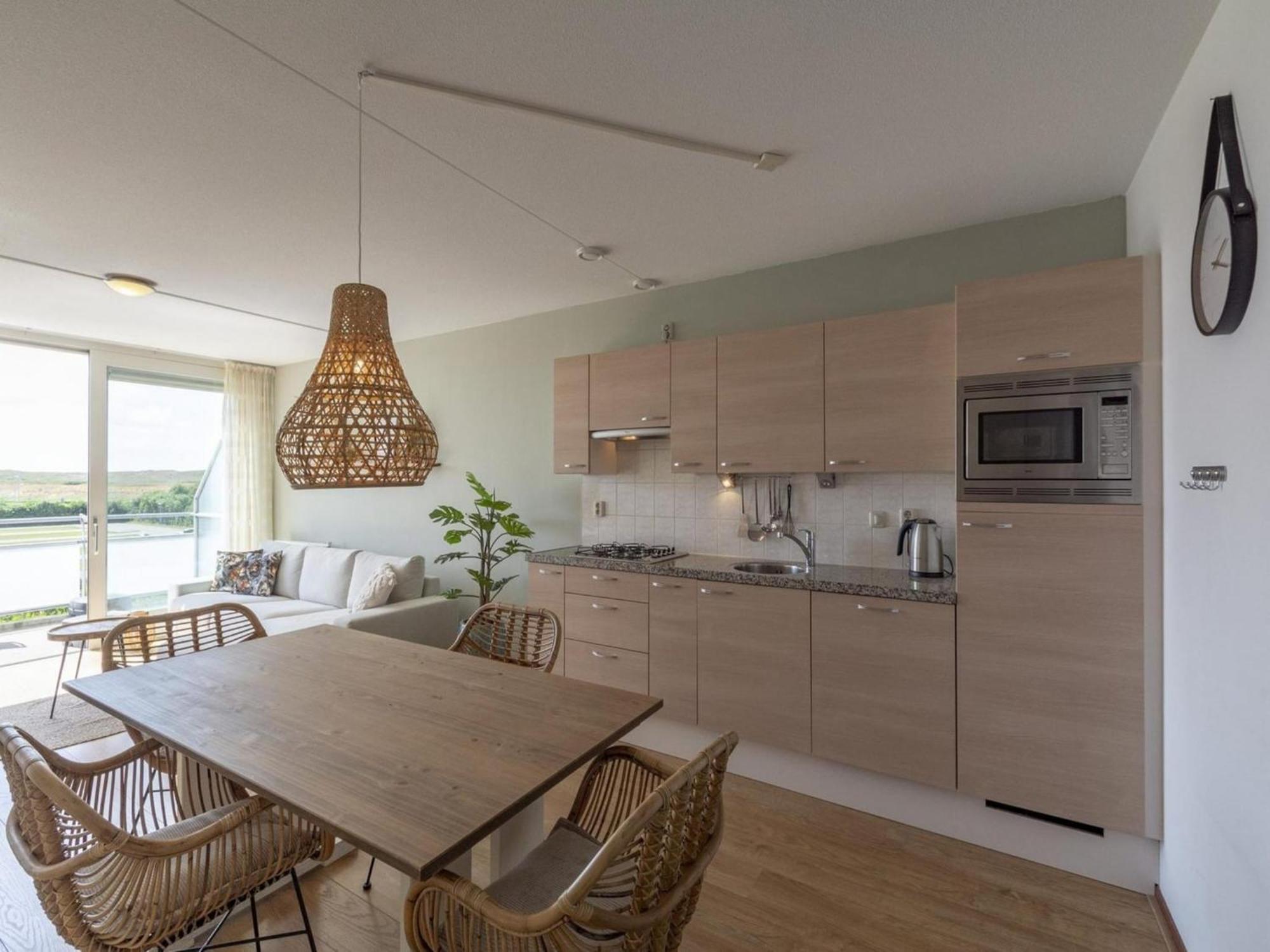 Alluring Coastal Apartment Каллантсог Екстер'єр фото